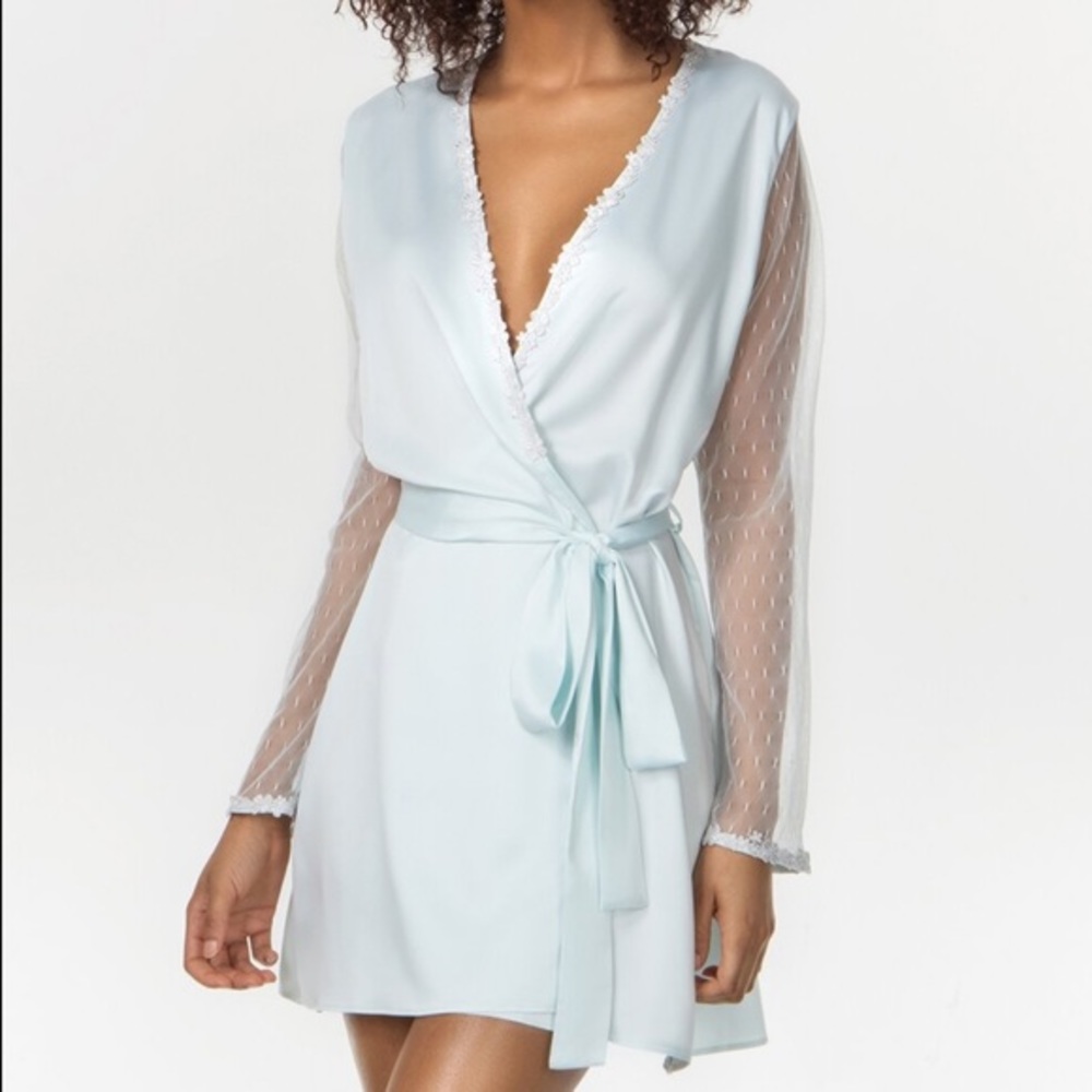 Showstopper Wrap Robe in Sea Glass